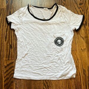 garage alien t-shirt white and black details size S